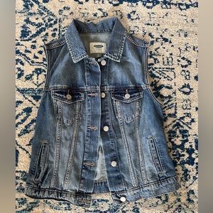 Old Navy Women’s Denim Vest Size XS Like New!